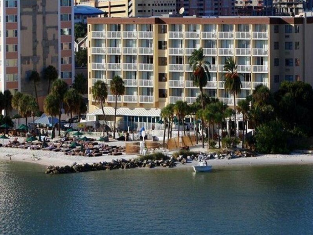 DreamView Beachfront Hotel & Resort Image 11
