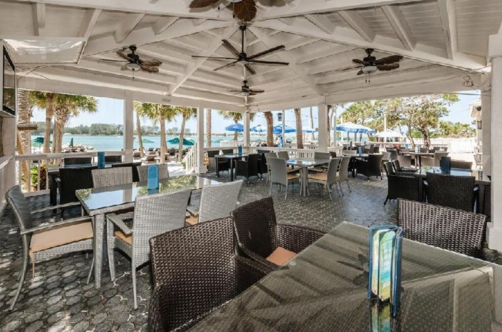 DreamView Beachfront Hotel & Resort Image 16