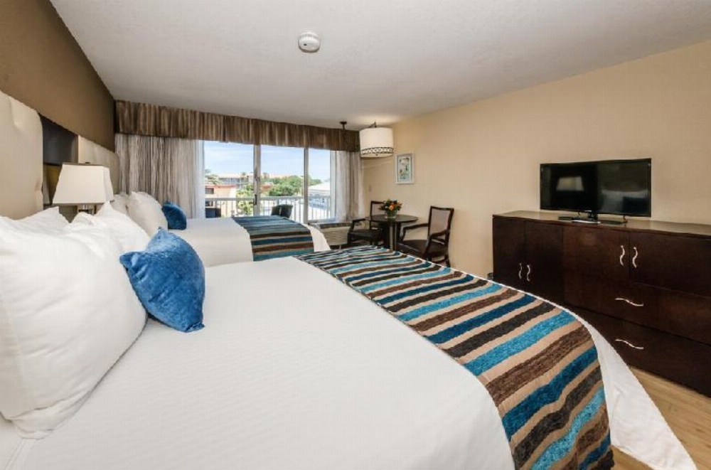 DreamView Beachfront Hotel & Resort Image 7